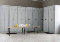 vestiarele metalice